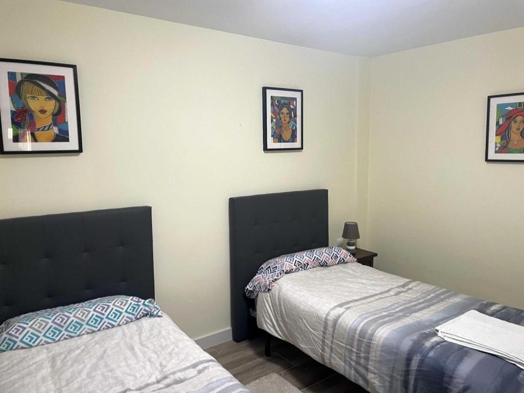 Apartamento Turistico Avila Vut Luaran gambar